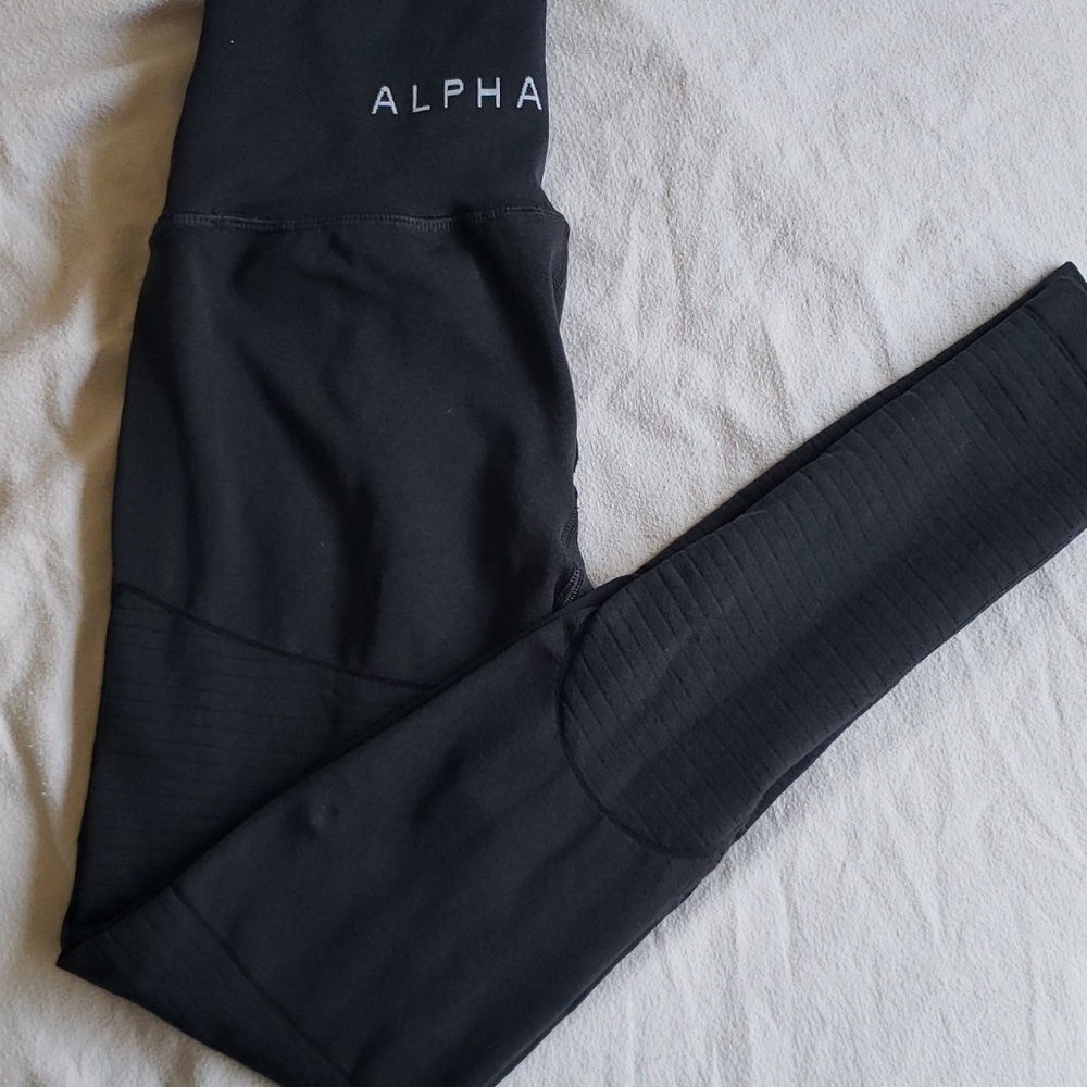 Alphalete leggings